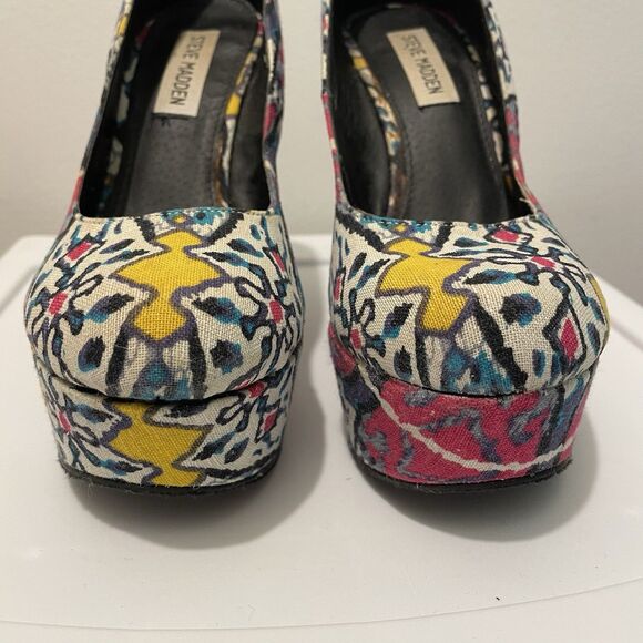 Steve Madden Pammyy Wedge Multi-Color Heel Women’s 7.5M Boho Aztec Retro Pop Art - Picture 3 of 9